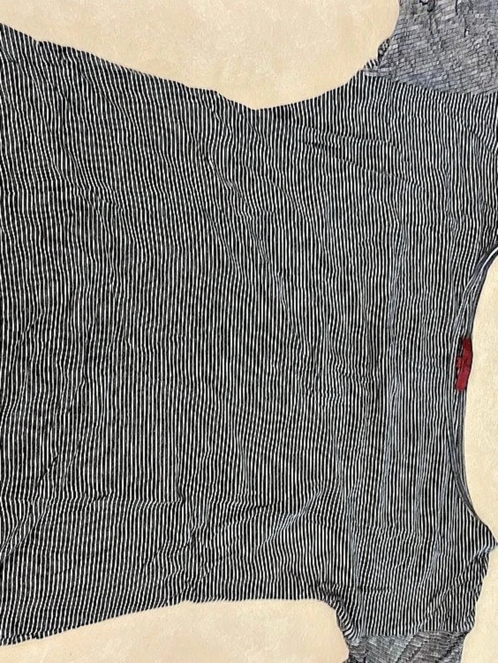 Jones New York Striped Top in Black & White Size Medium Like New